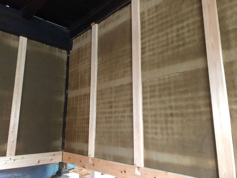 紬建築土壁・伝統構法石場建て