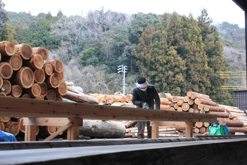 紬建築土壁石場建て伝統構法