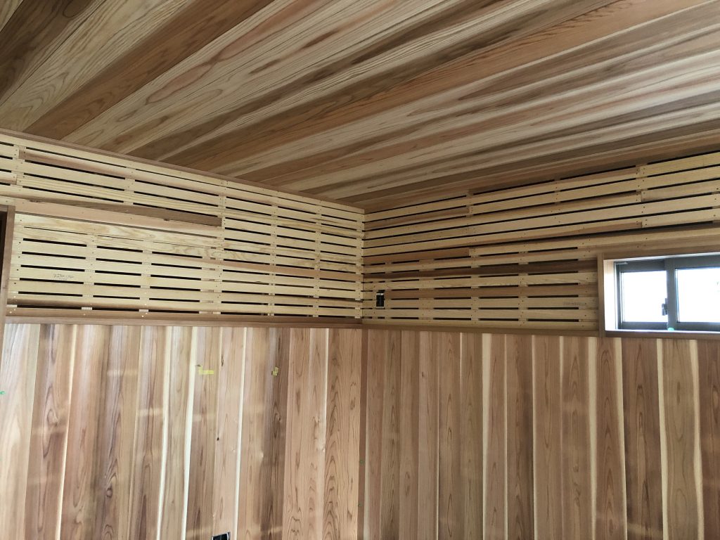 紬建築土壁石場建て伝統構法