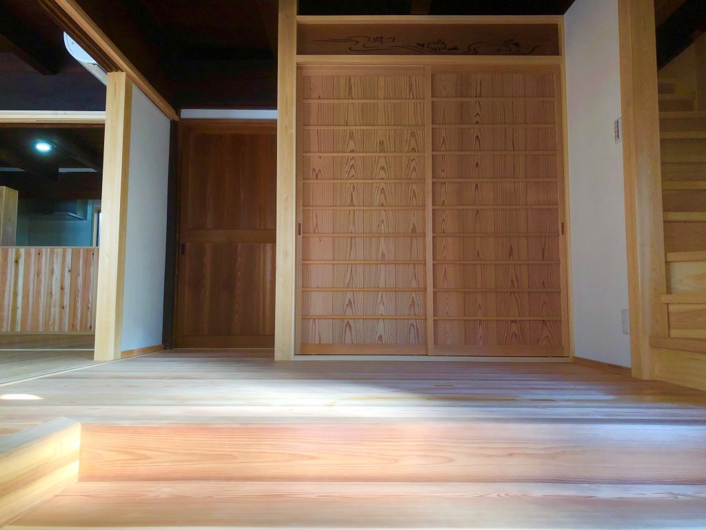 紬建築土壁伝統構法石場建て